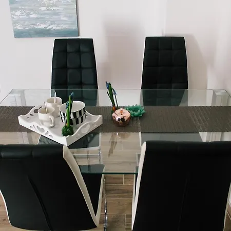 Apartament Emma