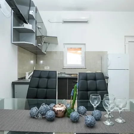 Apartament Emma