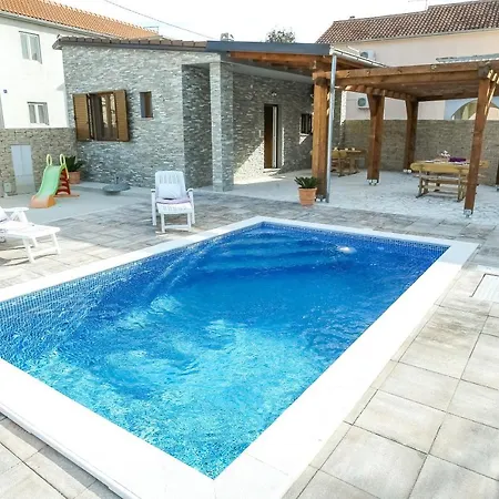 Emma Apartament Biograd Na Moru